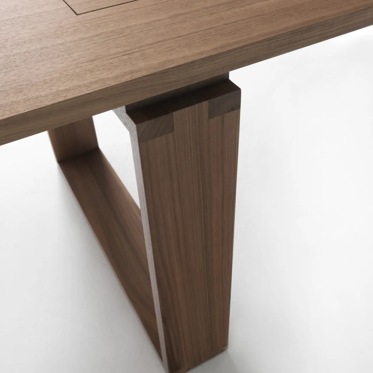 Durame Dining Tables<Ta.ta Wood Table