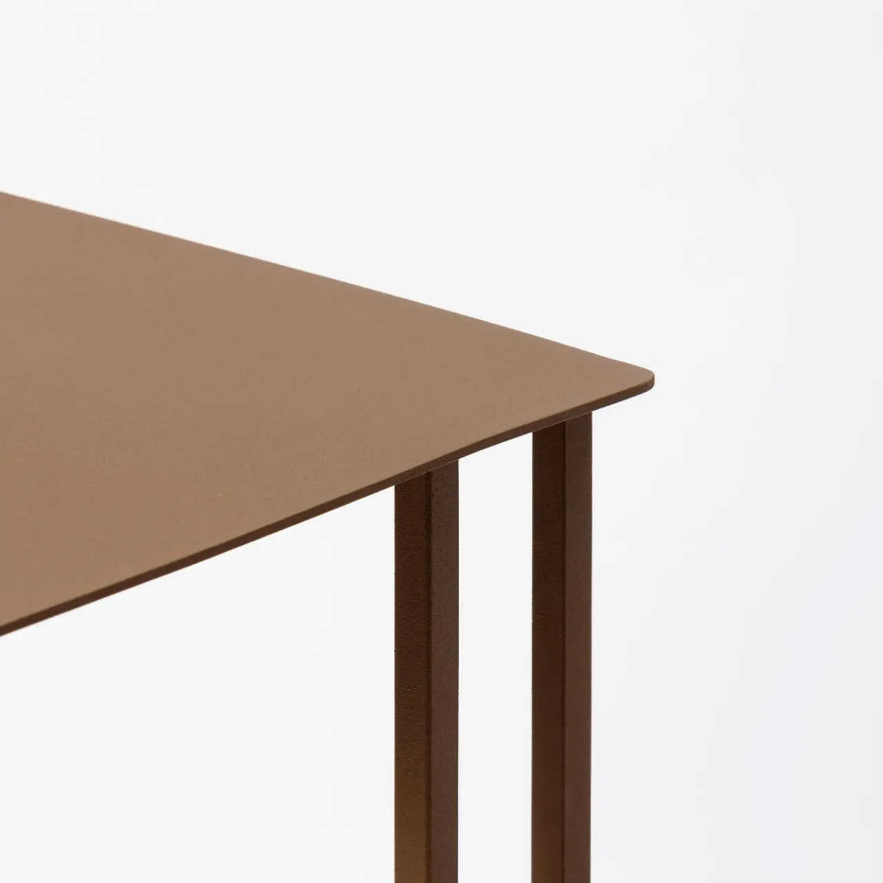 Splot Design Side Tables<Thabit Brown Steel Side Table