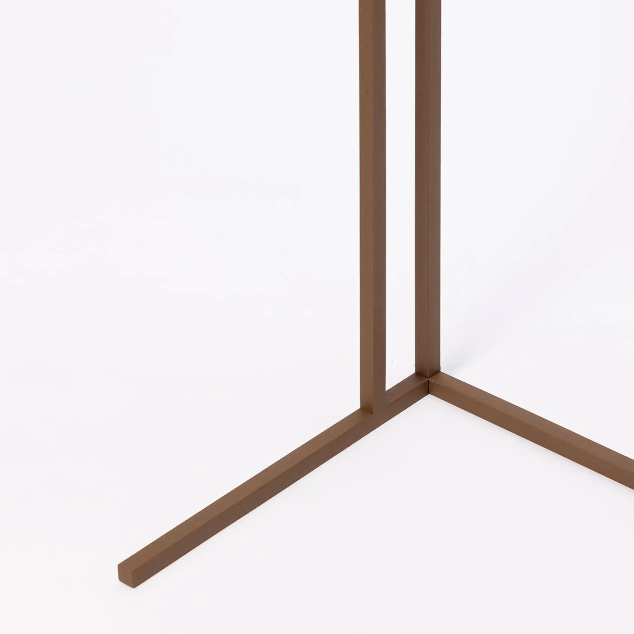 Splot Design Side Tables<Thabit Brown Steel Side Table