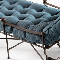 B.B. for Reschio Outdoor Chaises & Daybeds<The Classic Garden Blue Chaise Longue