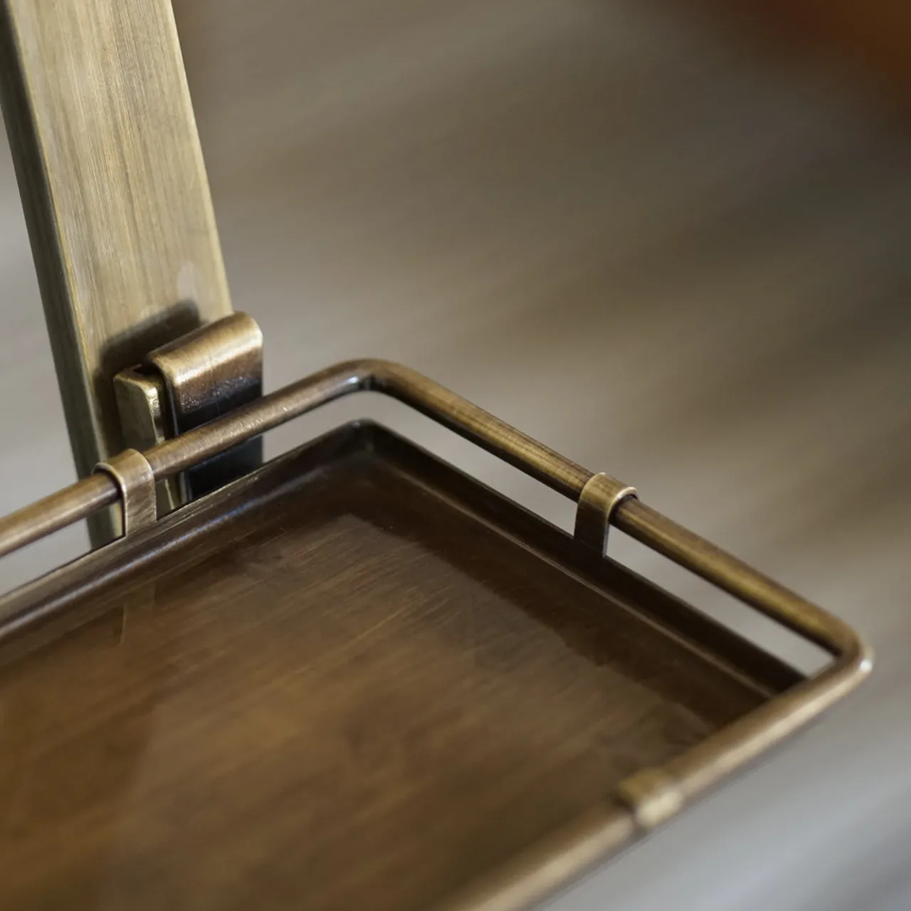 B.B. for Reschio Benches<The Dumb Valet