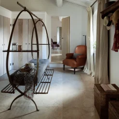 B.B. for Reschio Benches<The Dumb Valet