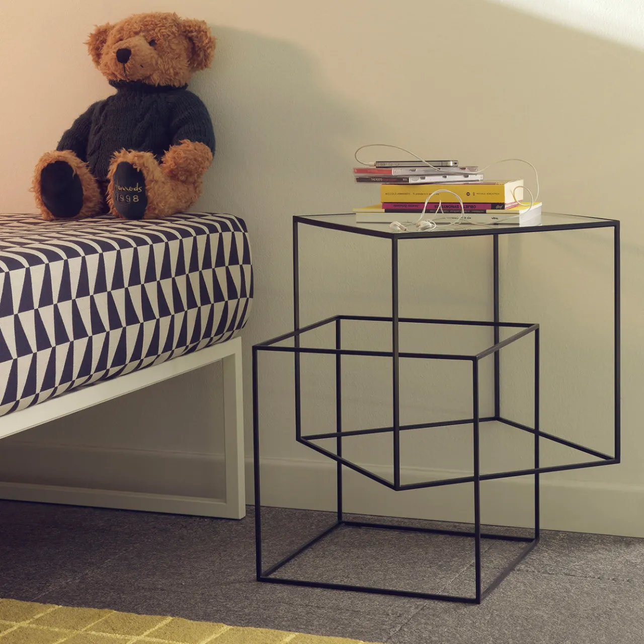 Cappellini Nesting Tables<Thin Black Table by Nendo