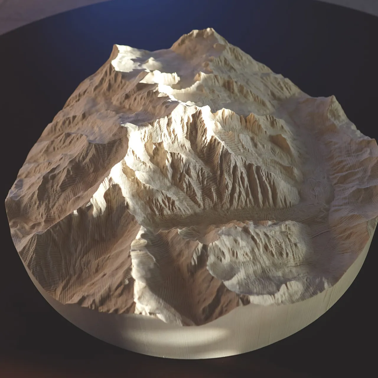 Dolomitisch Coffee Tables<Tip Topographic Coffee Table designed by Riccardo Vendrami