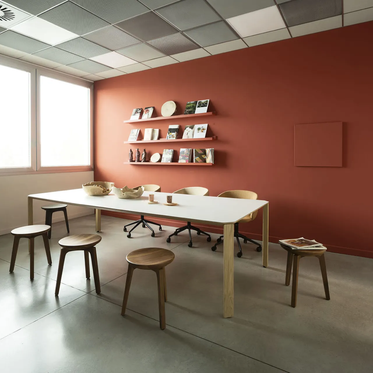TRUE Stools<Tod Walnut Low Stool