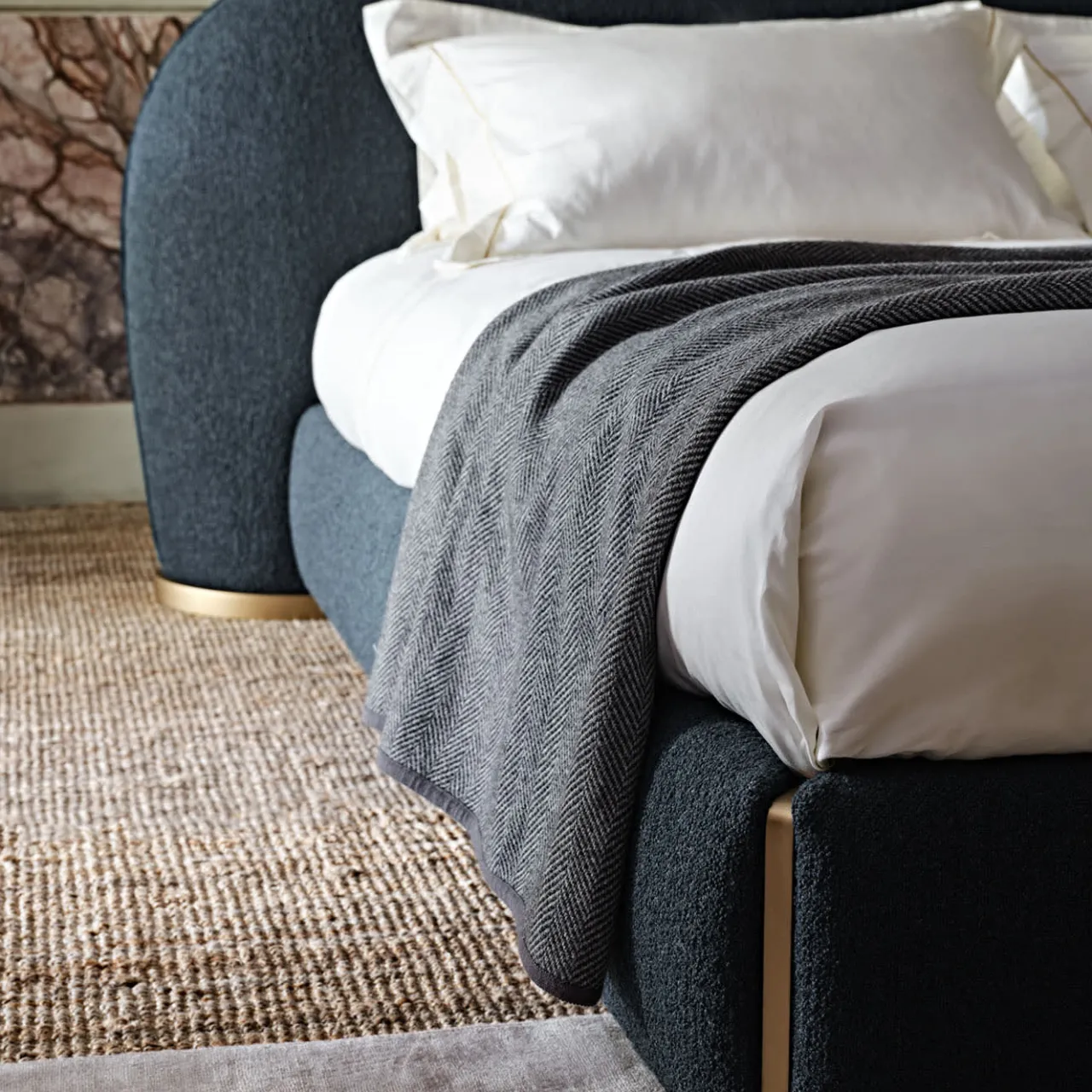 Black Tie Beds<Toledo Bed