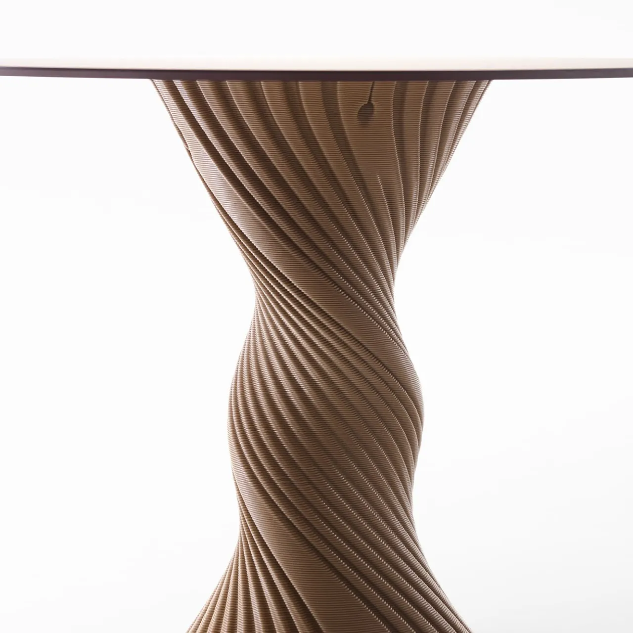 Elli Dining Tables<Tork Beige And Red Bioplastic Dining Table Design by Karim Rashid