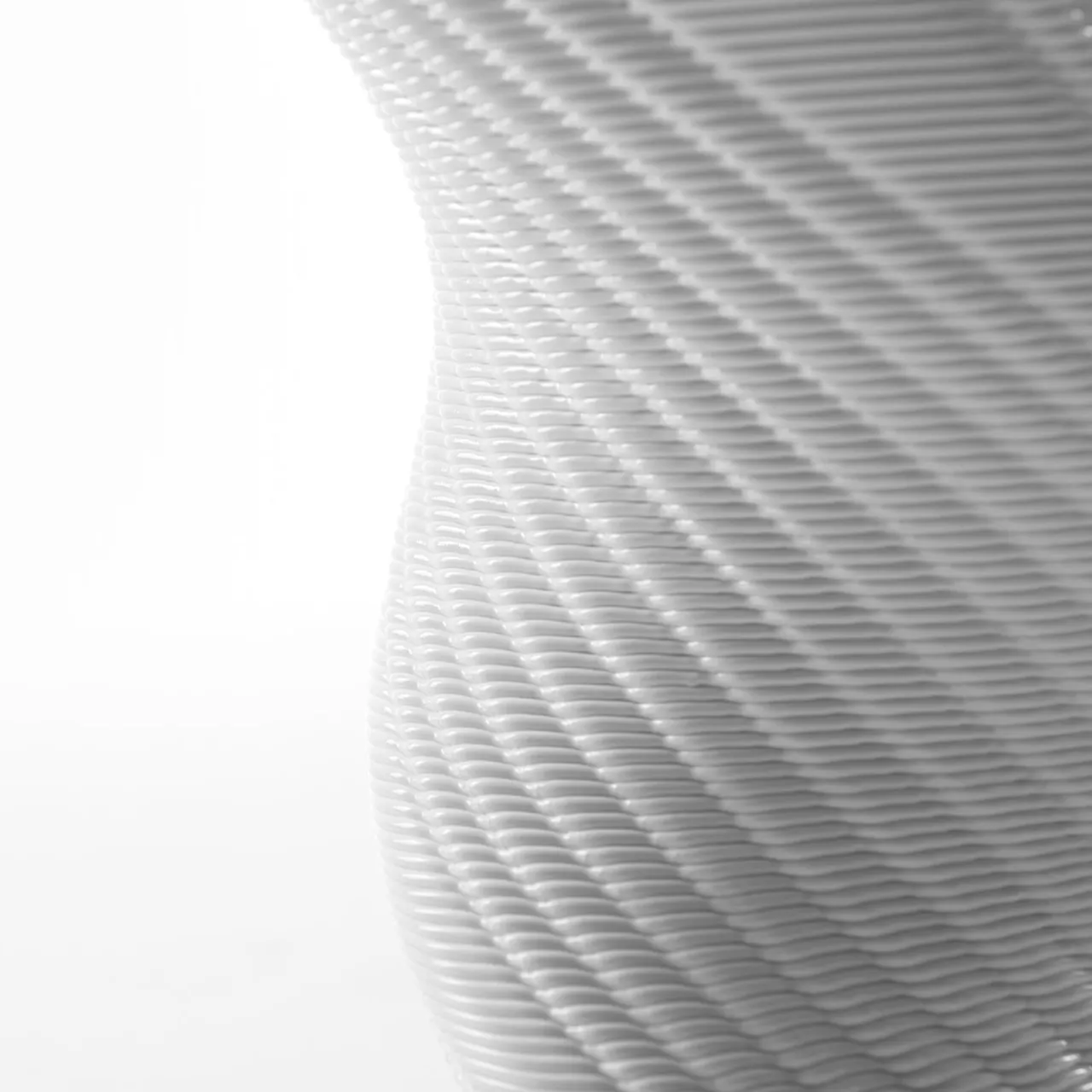 Elli Stools<Tork White Twisted Stool and Mini Side Table