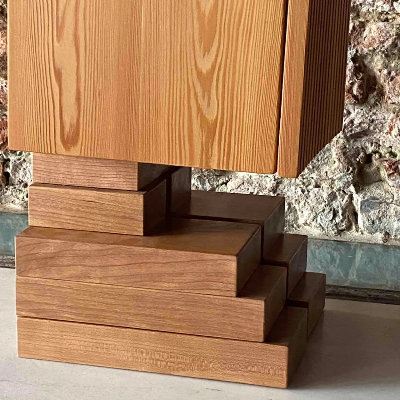 Meccani Design Cabinets<Totem Maya Cabinet by Pietro Meccani