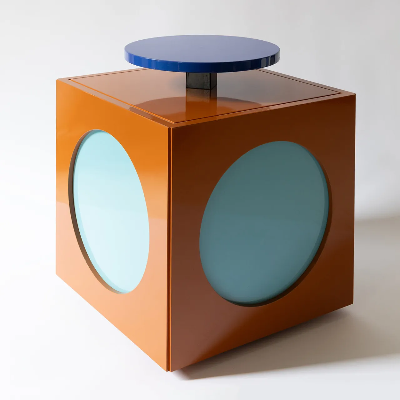 Softhouse Side Tables<Toy Boy Glossy Brown and Blue Cube Side Table