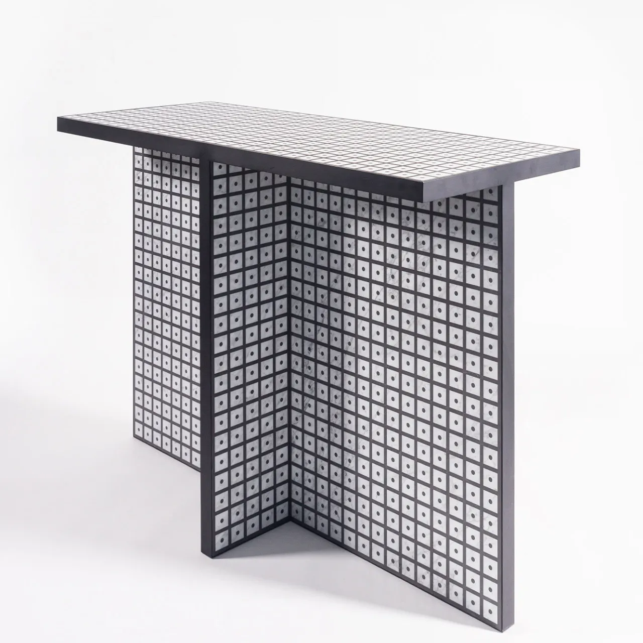 Del Savio 1910 Consoles<T-Profile Console by David e Nicolas Studio