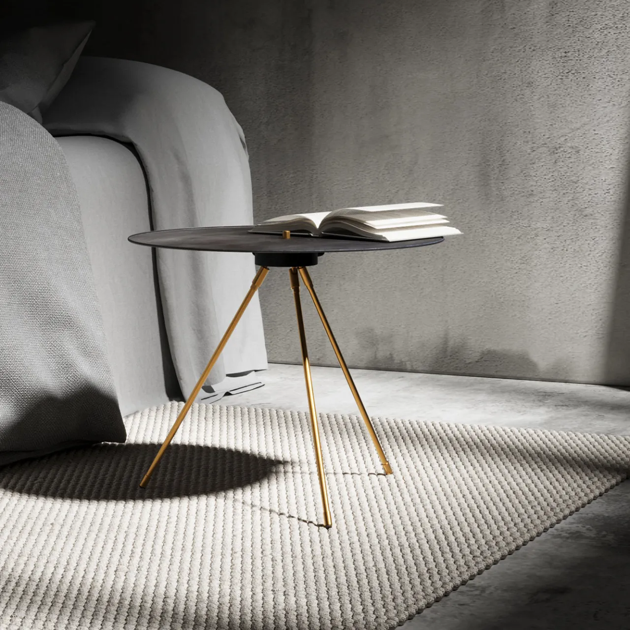 Renzo Serafini Coffee Tables<Tre/quarti Round Brown Steel Coffee Table with LED Light