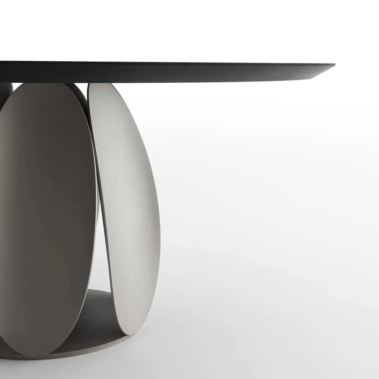 Morica Design Dining Tables<Tulipano Small Round Laguna Oak Table