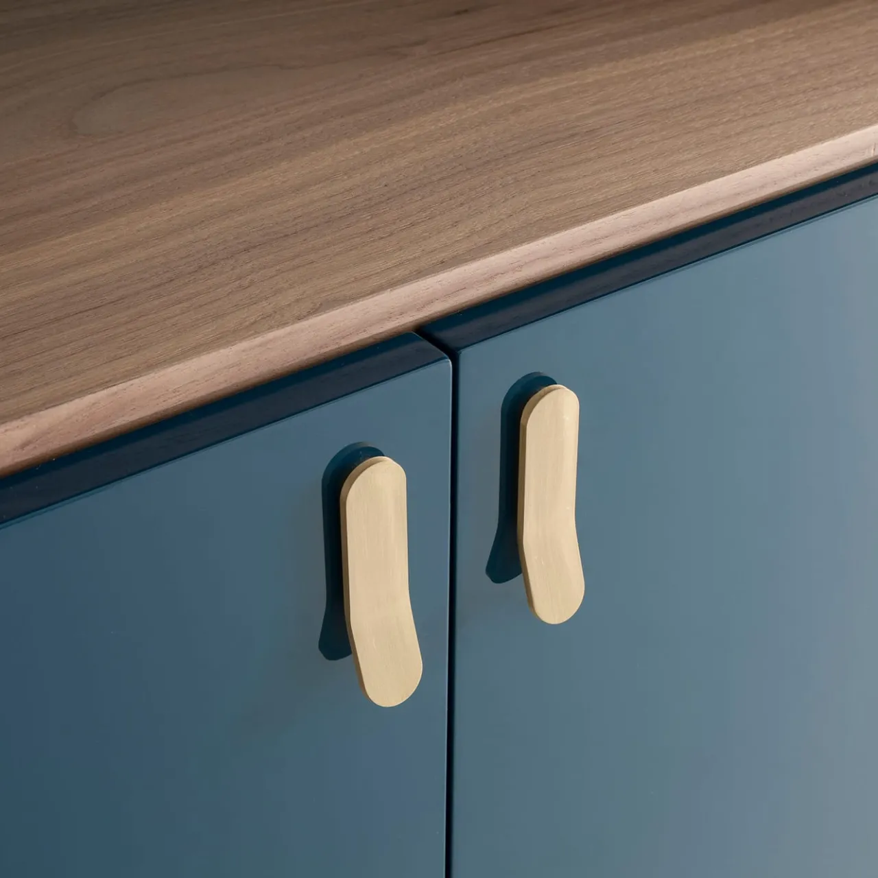Morica Design Cabinets<Universe Cobalt-Blue Cabinet