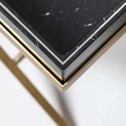 Budri Serving Tables<Vaniteux Veridique Marble Tray Table by SONJA VIZZINI