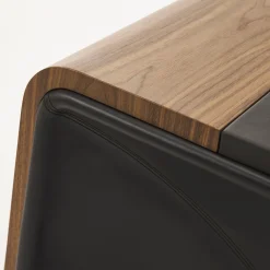 Casa Covre Desk & Writing Tables<Victor Leather Writing Desk