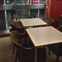 Colé Chairs<Vienna Straw and Canaletto Walnut Black Dining Chair