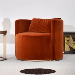 UNO Contract Armchairs<Virna Red Armchair by Ciarmoli Queda Studio