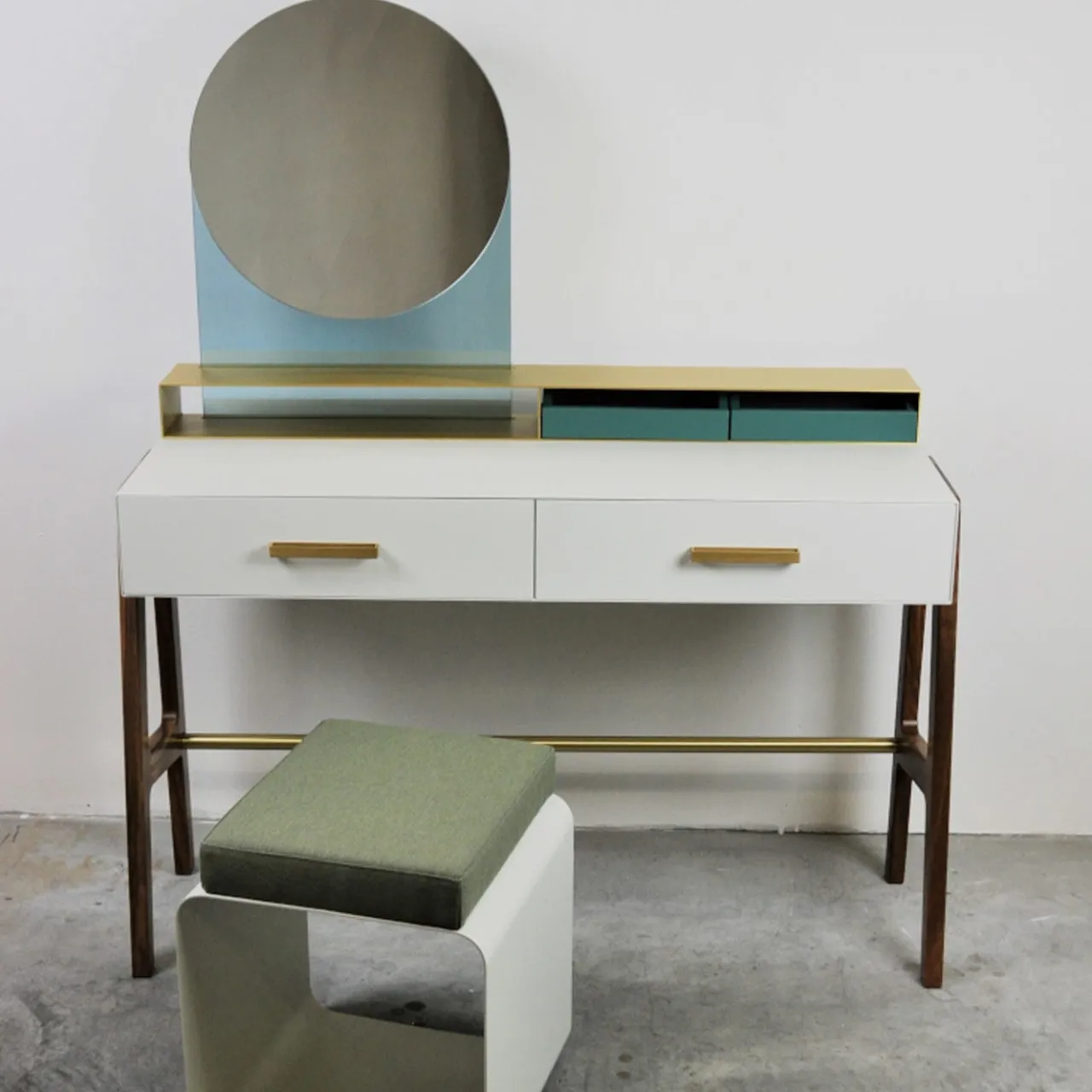 Medulum Vanities<Vivian Vanity Desk with Mirror