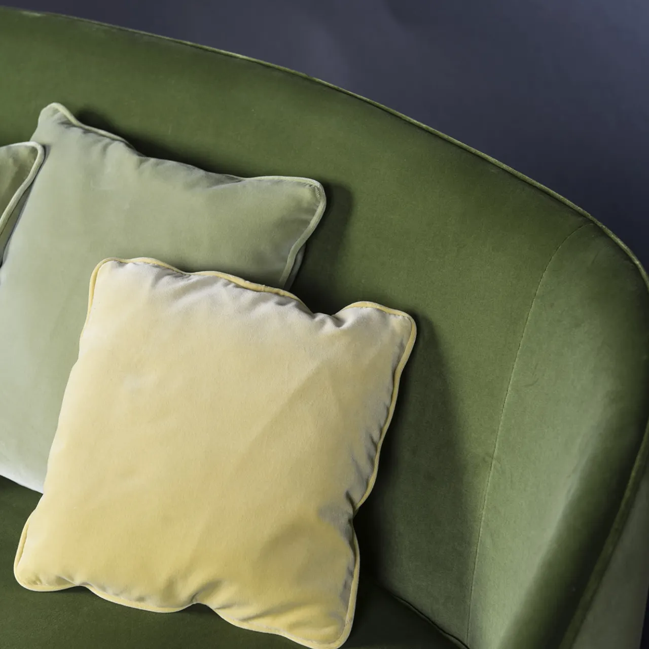 VGnewtrend Sofas<Vivien Green Sofa