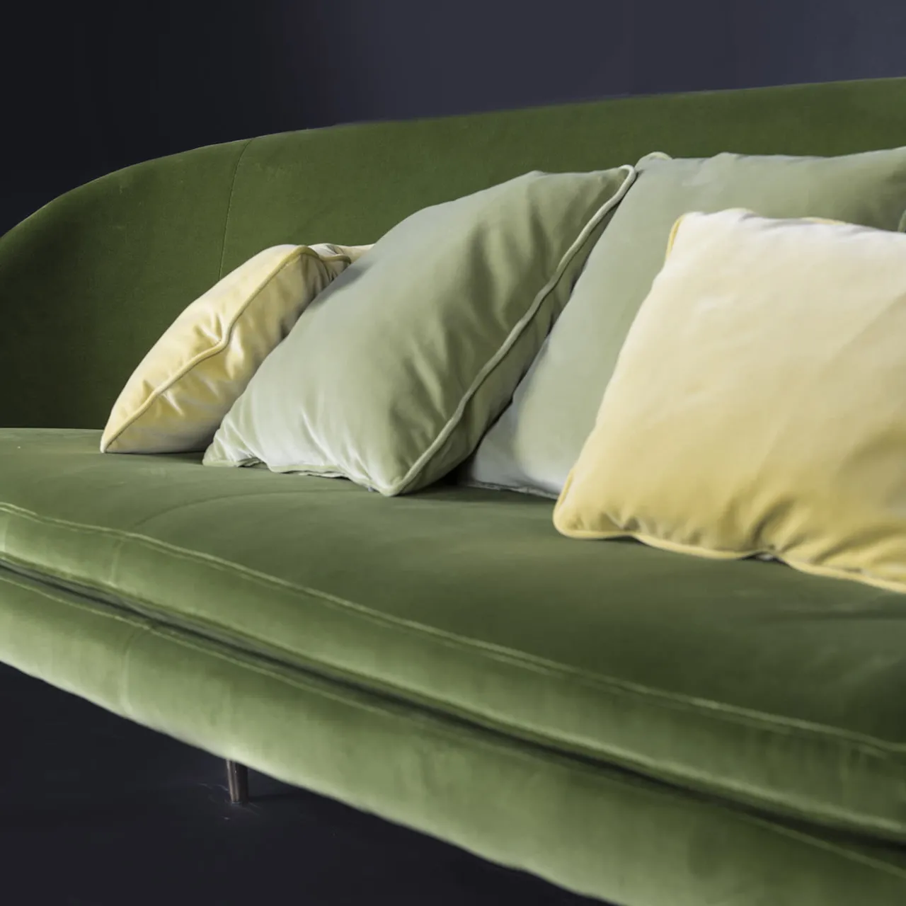 VGnewtrend Sofas<Vivien Green Sofa