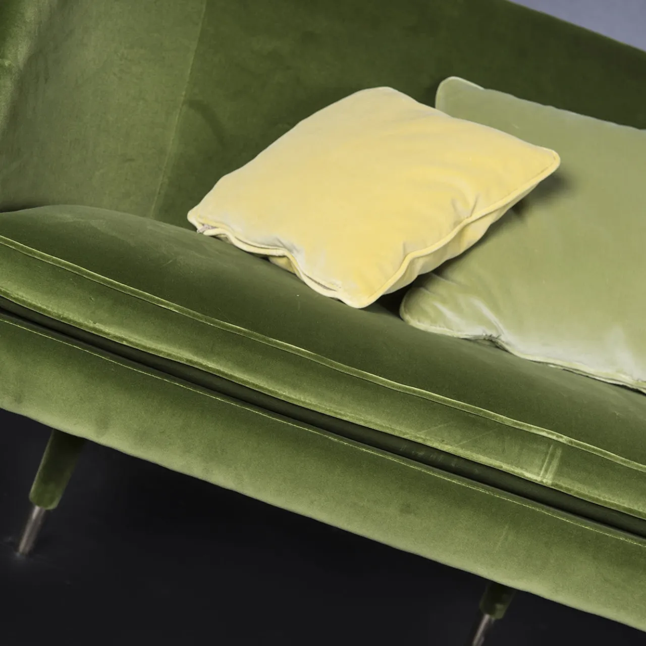 VGnewtrend Sofas<Vivien Green Sofa