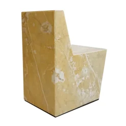 Dimarmo Chairs<W Onyx Chair
