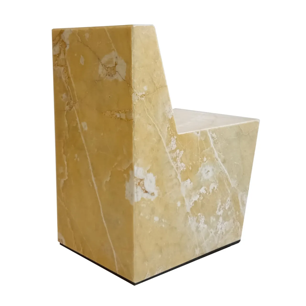 Dimarmo Chairs<W Onyx Chair