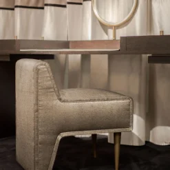 Inedito / Asnaghi Lounge Chairs<Waldorf Chair