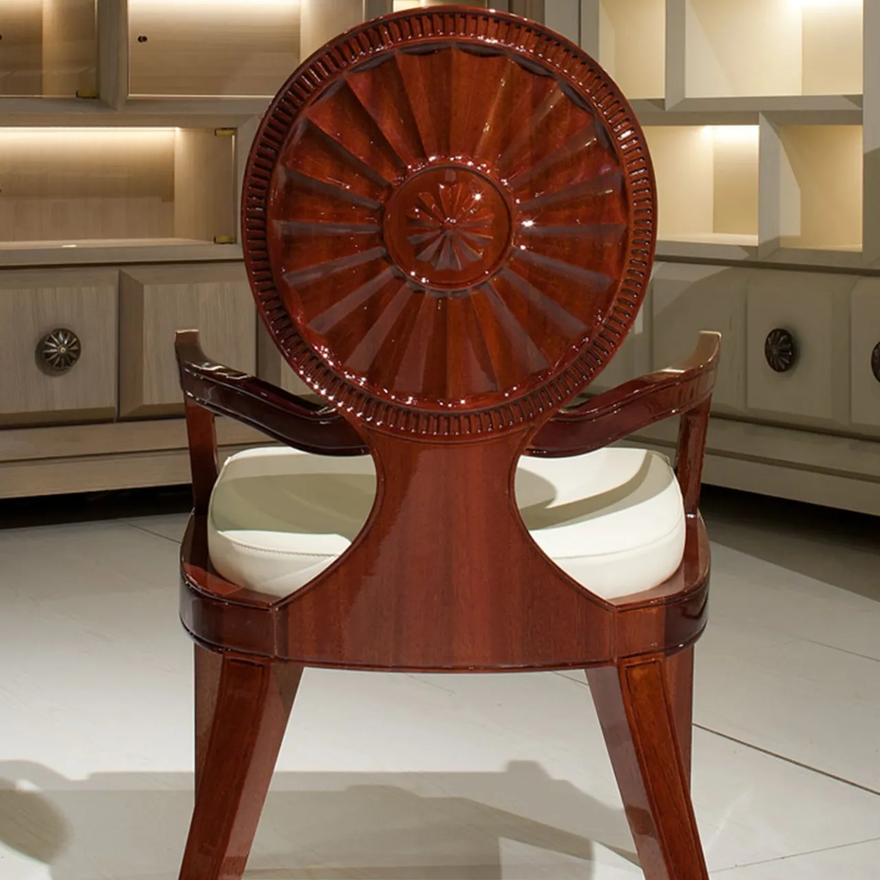 Fratelli Boffi Chairs<Winged Sun Chair by Archer Humphryes Architects