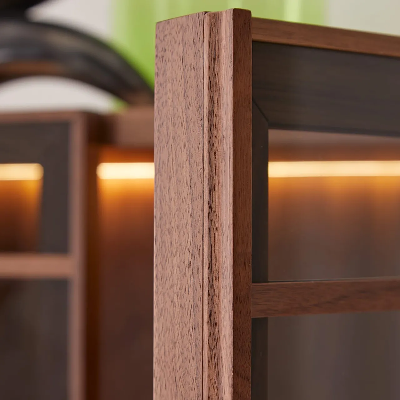 Modesign Bar Cabinets<York Bar Cabinet