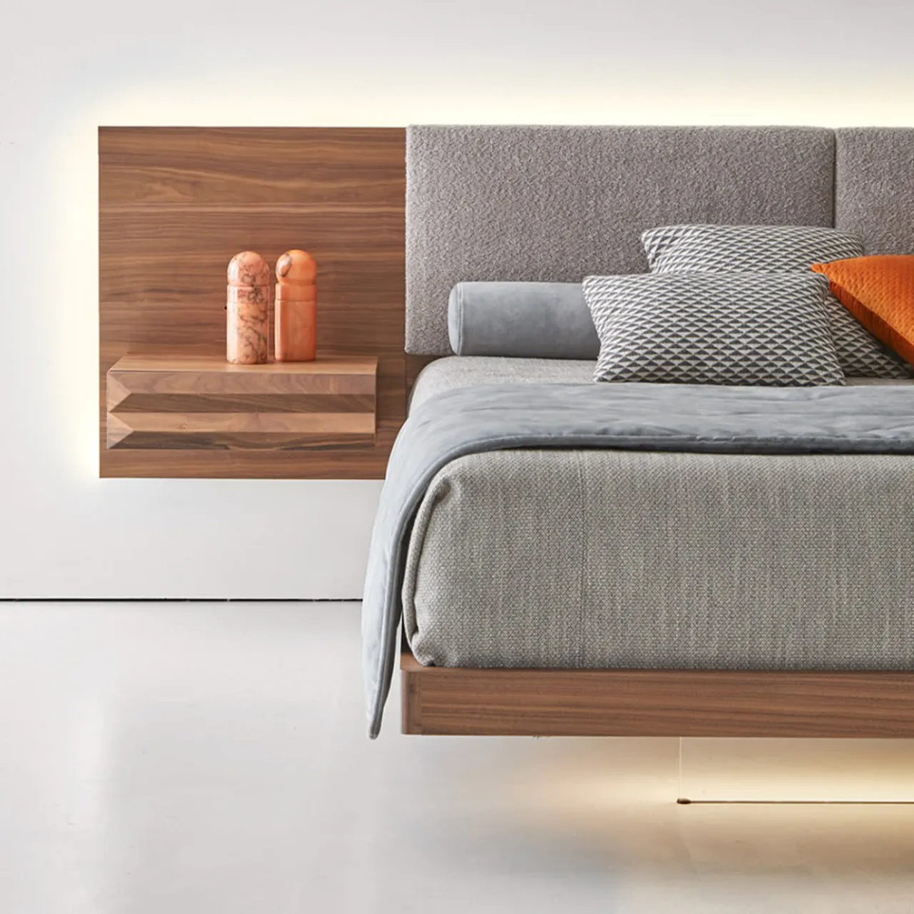 Modesign Beds<York Bed