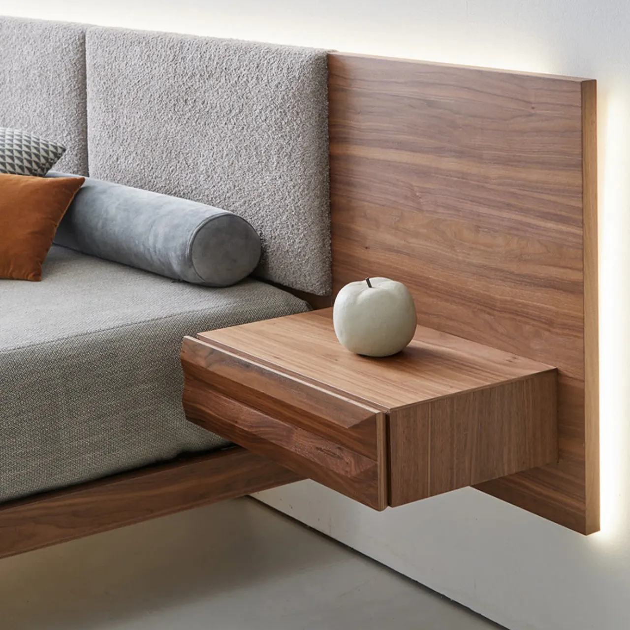 Modesign Beds<York Bed