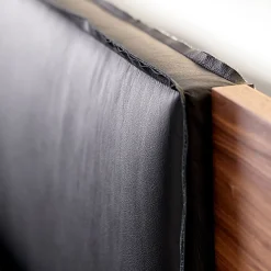 Modesign Beds<York Soft Black Leather & Canaletto Walnut Double Bed