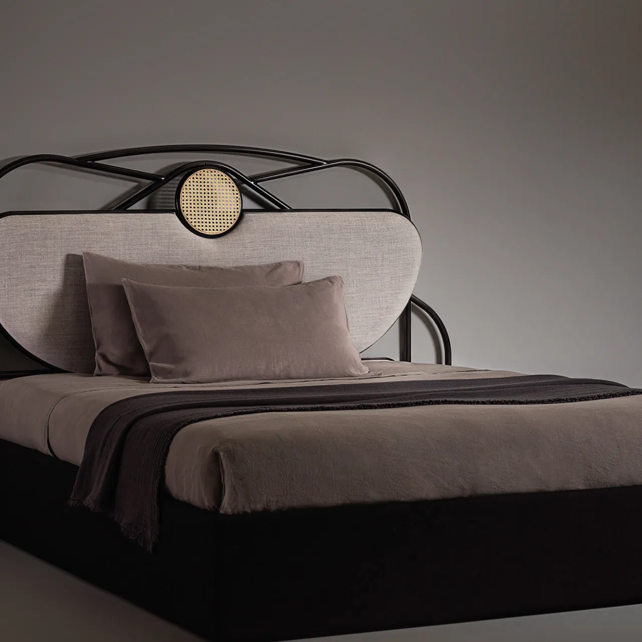 Gebrüder Thonet Vienna GmbH (GTV) – Wiener GTV Design Beds<Yvette Headboard by Chiara Andreatti