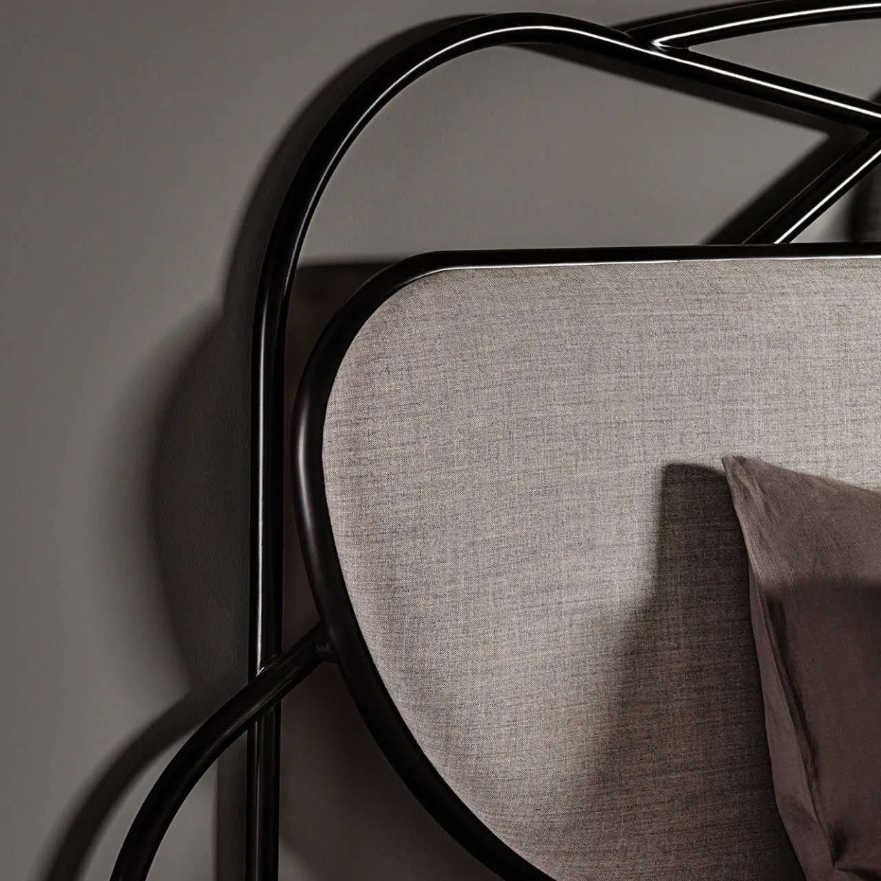 Gebrüder Thonet Vienna GmbH (GTV) – Wiener GTV Design Beds<Yvette Headboard by Chiara Andreatti